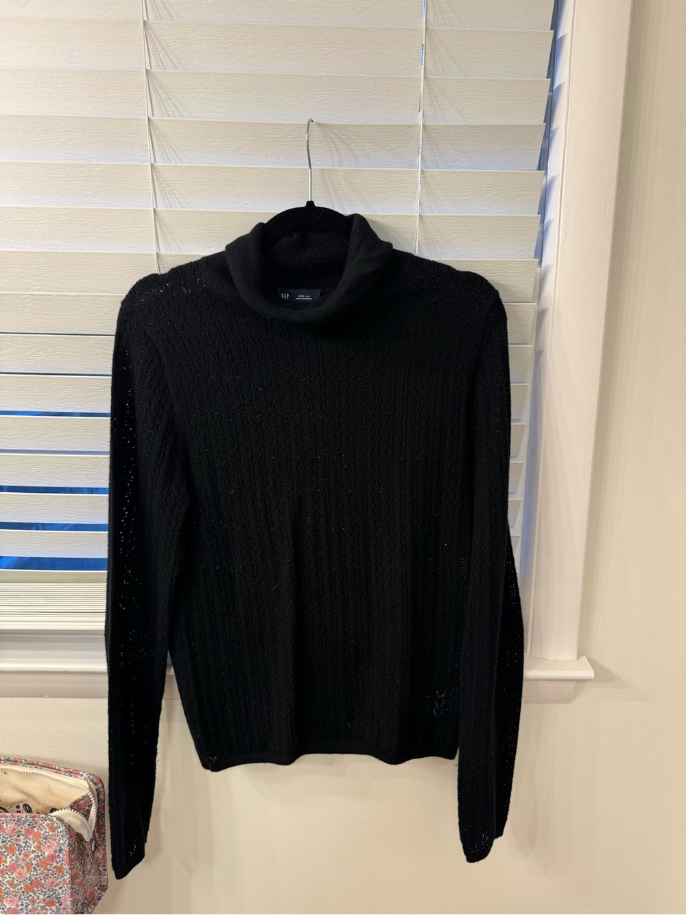 GAP Black Cable‑Textured Turtleneck Sweater - Women